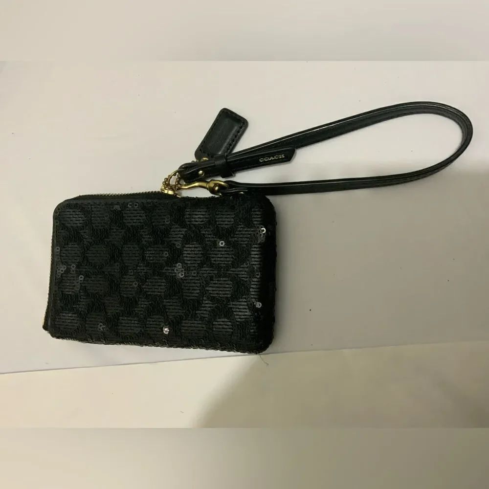 Coach Wristlet Poppy Black Sequin Signature  Zip Bag
